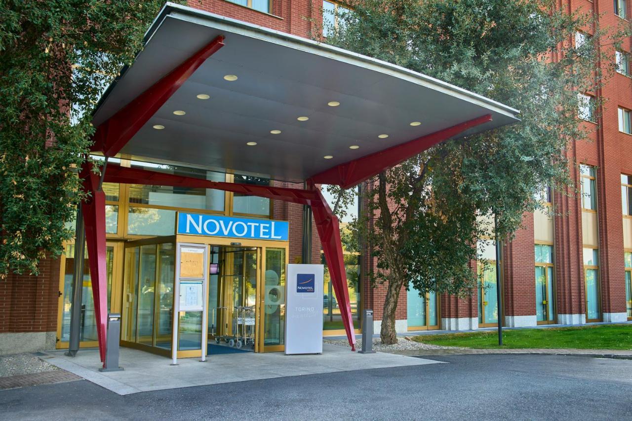 Novotel Torino Corso Giulio Cesare Bagian luar foto